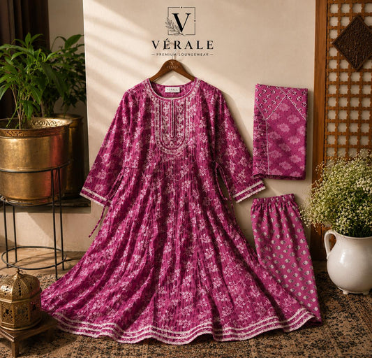 Vérale Rose Petal Classic Kurta Set